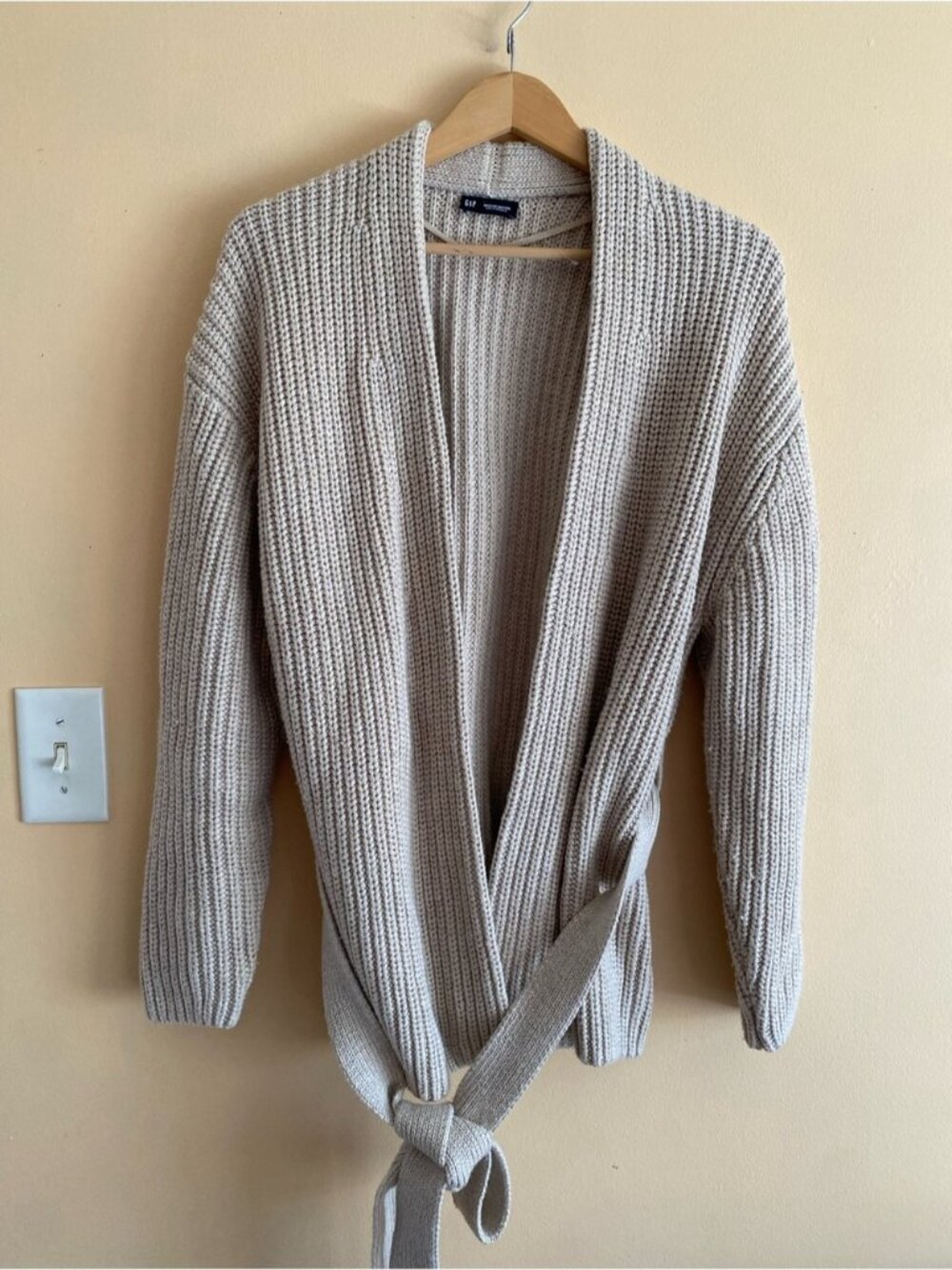 GAP Chunky Knit Wrap Cardigan Woman Medium Beige Cotton Wool Blend Belted 2025 - Picture 2 of 13